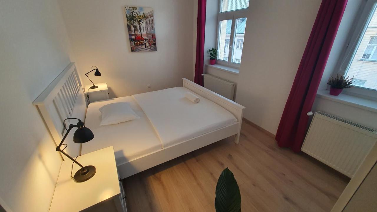 Le Monde Apartment Bratislava - Amazing 5Bdr In Downtown Εξωτερικό φωτογραφία