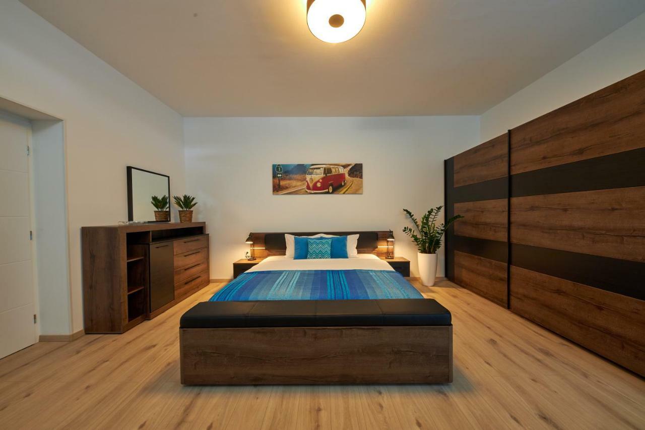 Le Monde Apartment Bratislava - Amazing 5Bdr In Downtown Εξωτερικό φωτογραφία