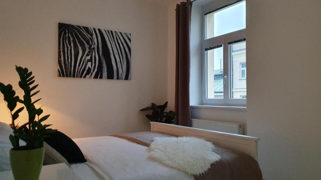 Le Monde Apartment Bratislava - Amazing 5Bdr In Downtown Εξωτερικό φωτογραφία